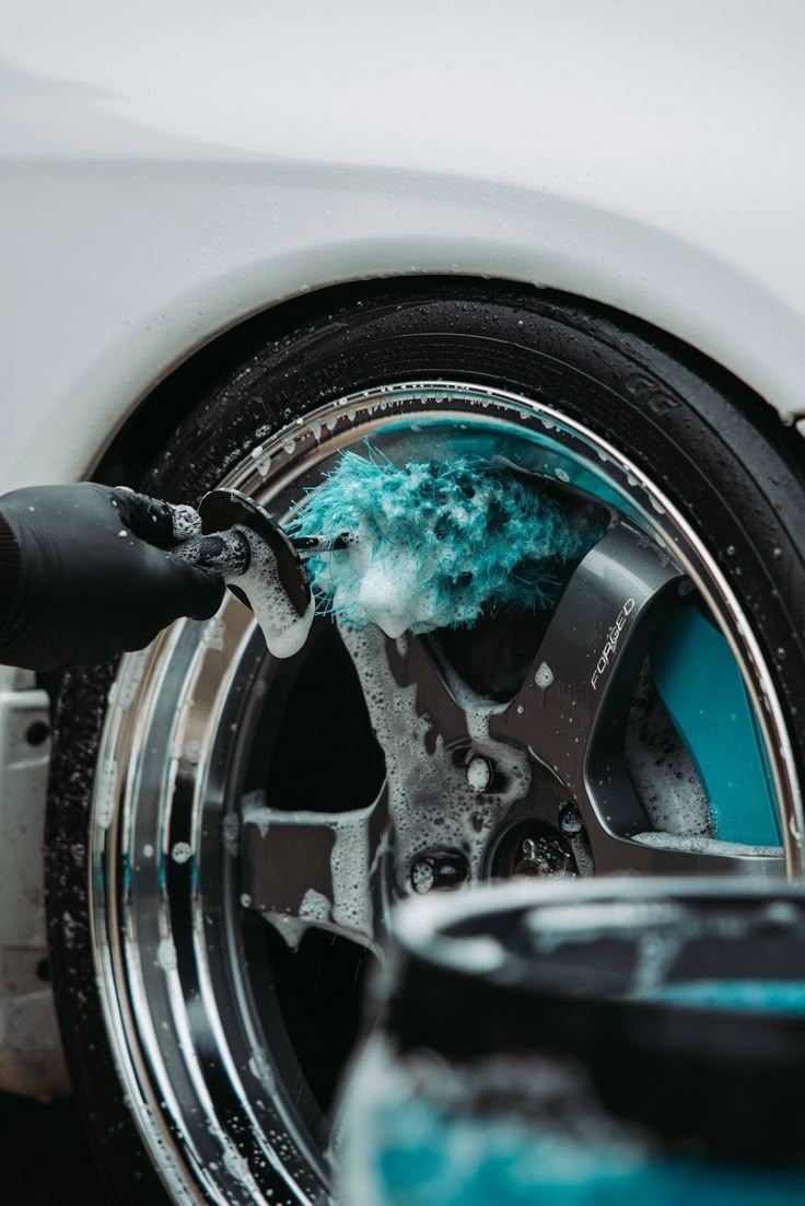 Full Body Car Wash Service with Polishing