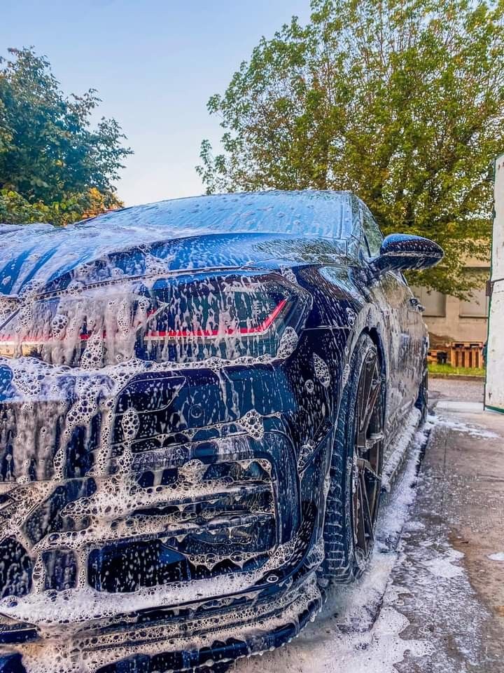 Car Wash and Wax Exterior Cleaning Solution